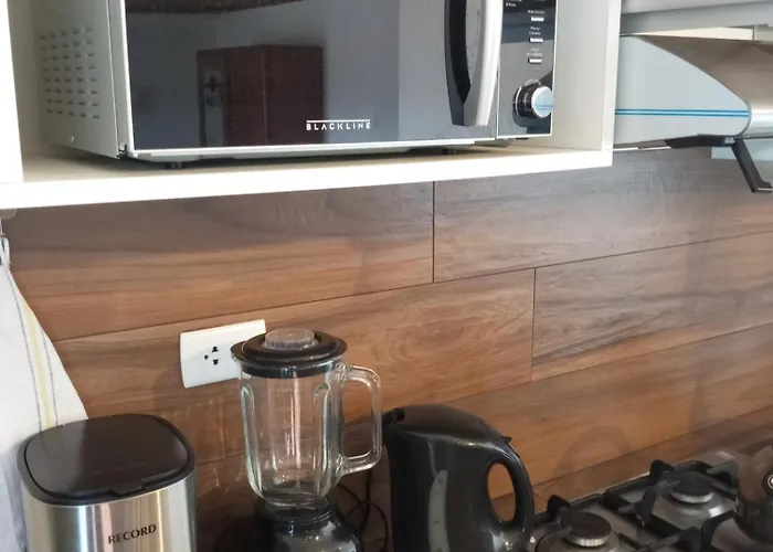 Apartamento Familiar Con Balcón Y Vista A La Ciudad, Centro