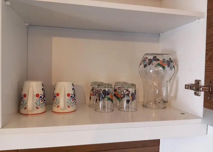 Apartamento Familiar Con Balcón Y Vista A La Ciudad, Centro *
